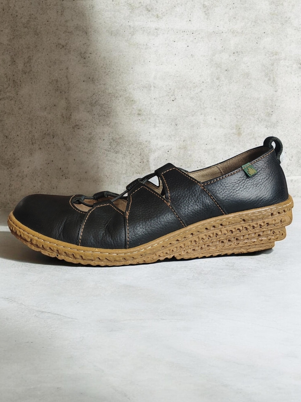 EL NATURALISTA Women 922 Recyclus Black Leather Slip On Wedge Shoe Size 41-US 10